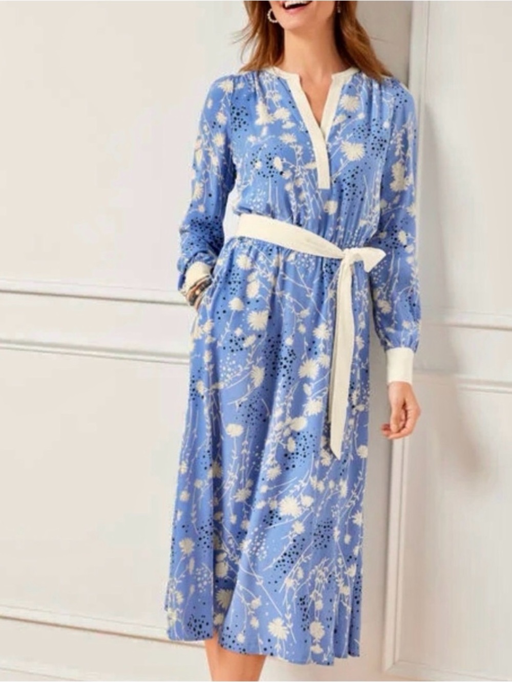 Talbots "Dancing Flowers" belted fit and flare shirtdress with white trim XS